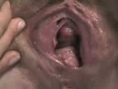 Enjoy watching my gaped and squirting fur pie